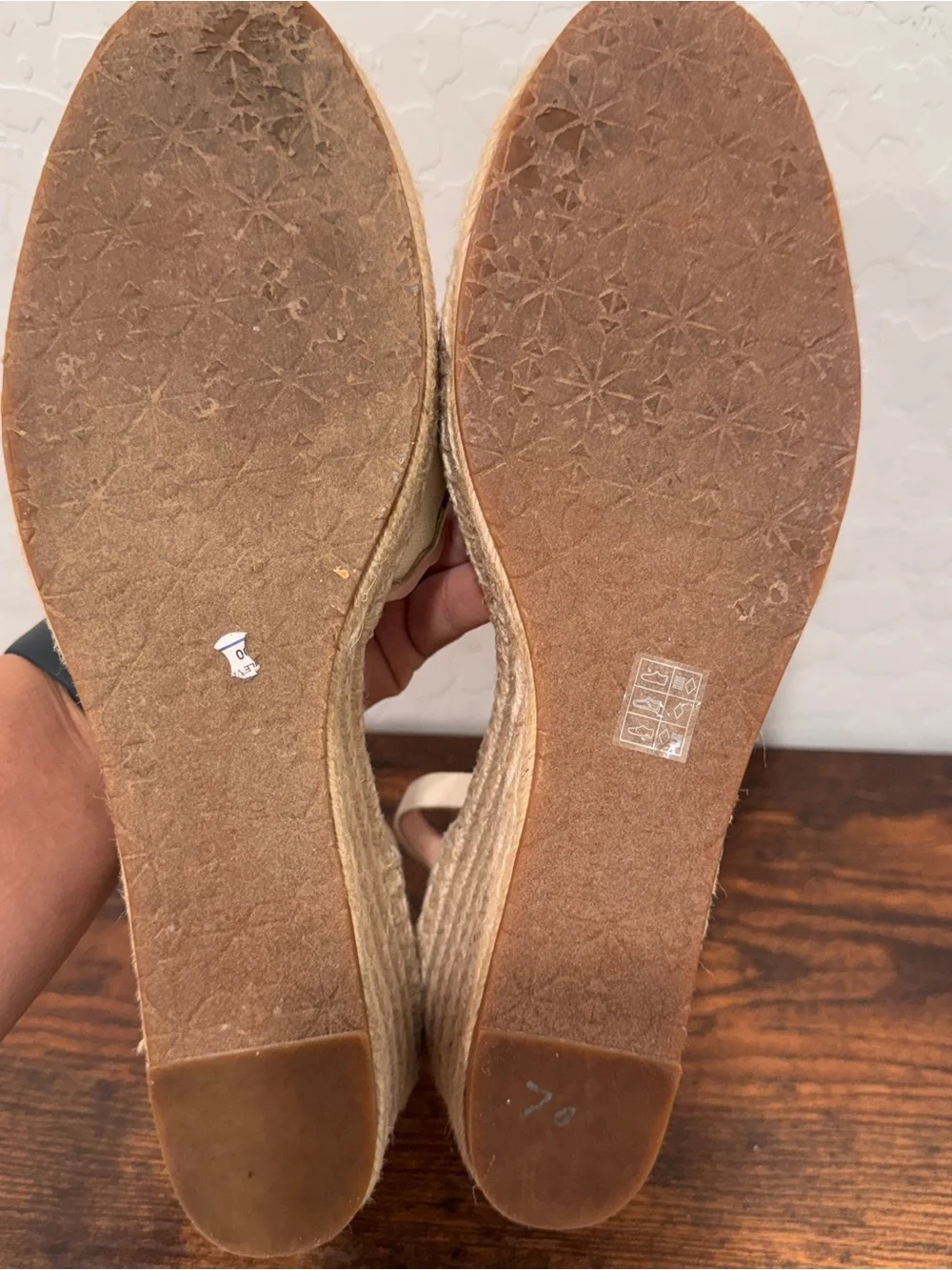 Kate Spade Thea Wedge Espadrille Sandals Womens 10 Heels Scalloped Edge Classic